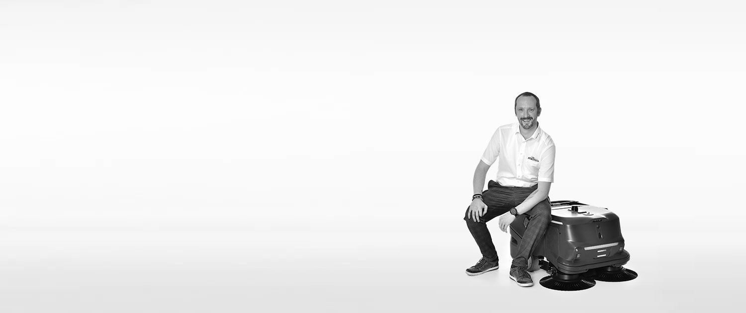 FOBOTICS Ansprechpartner mit professionellem Reinigungsroboter